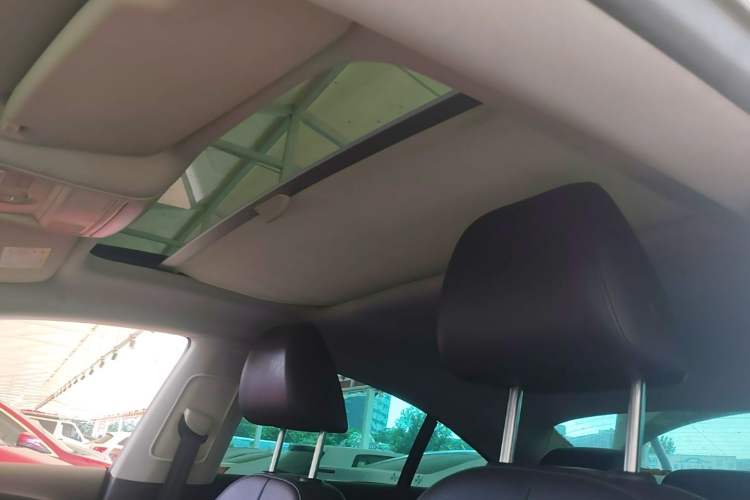 Used Volkswagen FAW-Volkswagen CC 2018 1.8TSI Luxury Model Headliner