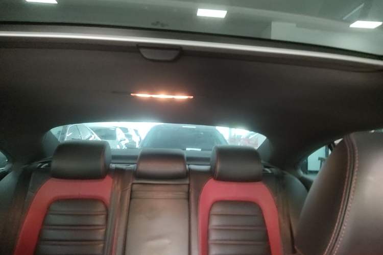 Used Volkswagen FAW-Volkswagen CC 2018 1.8TSI Luxury Model Headliner