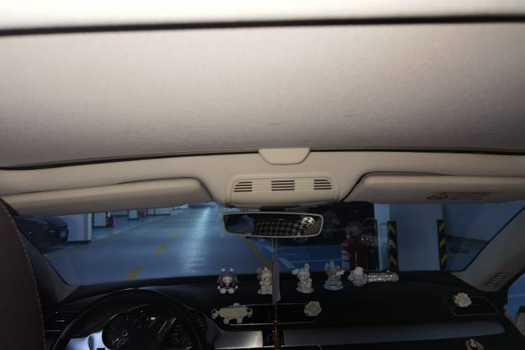 Used Volkswagen FAW-Volkswagen CC 2018 1.8TSI Luxury Model Headliner
