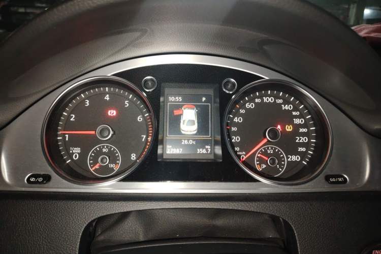 Used Volkswagen FAW-Volkswagen CC 2018 1.8TSI Prestige Model Instrument Cluster