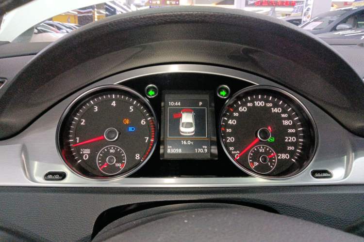 Used Volkswagen FAW-Volkswagen CC 2018 1.8TSI Luxury Model Instrument Cluster