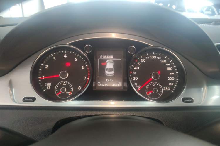 Used Volkswagen FAW-Volkswagen CC 2018 1.8TSI Luxury Model Instrument Cluster