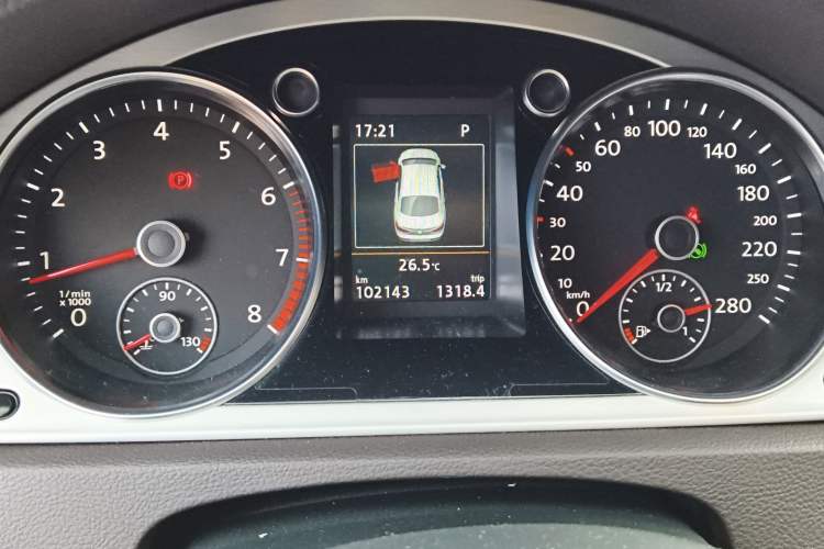Used Volkswagen FAW-Volkswagen CC 2018 1.8TSI Luxury Model Instrument Cluster