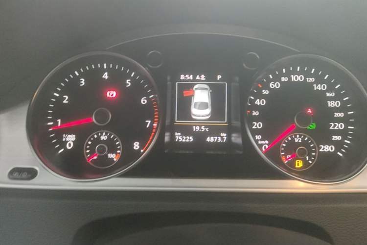 Used Volkswagen FAW-Volkswagen CC 2018 1.8TSI Luxury Model Instrument Cluster