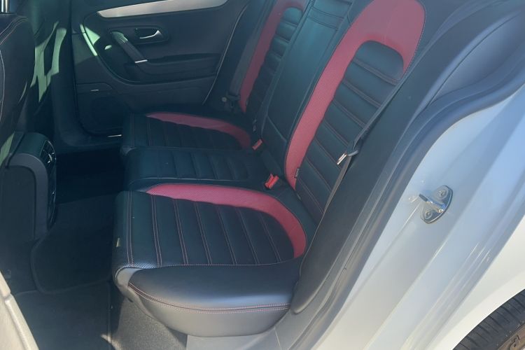 Used Volkswagen FAW-Volkswagen CC 2018 1.8TSI Luxury Model Interior 1