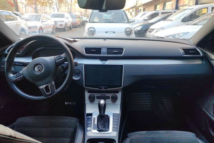 Used Volkswagen FAW-Volkswagen CC 2018 1.8TSI Prestige Model Interior 3