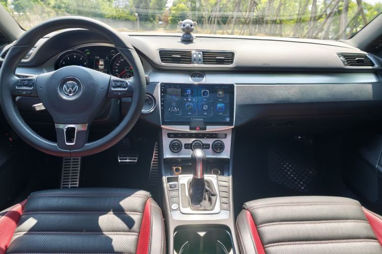 Used Volkswagen FAW-Volkswagen CC 2018 1.8TSI Luxury Model Interior 4