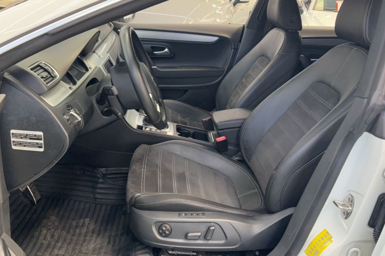 Used Volkswagen FAW-Volkswagen CC 2018 1.8TSI Prestige Model Interior 4