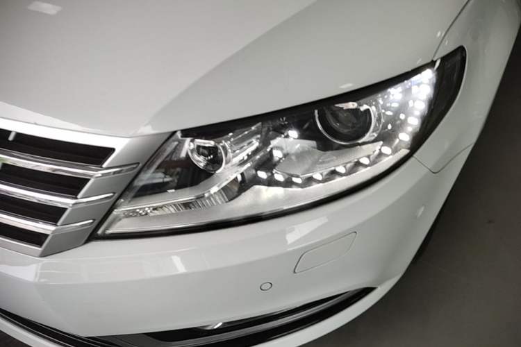 Used Volkswagen FAW-Volkswagen CC 2018 1.8TSI Luxury Model Left Front Headlight