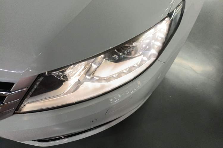 Used Volkswagen FAW-Volkswagen CC 2018 1.8TSI Luxury Model Left Front Headlight