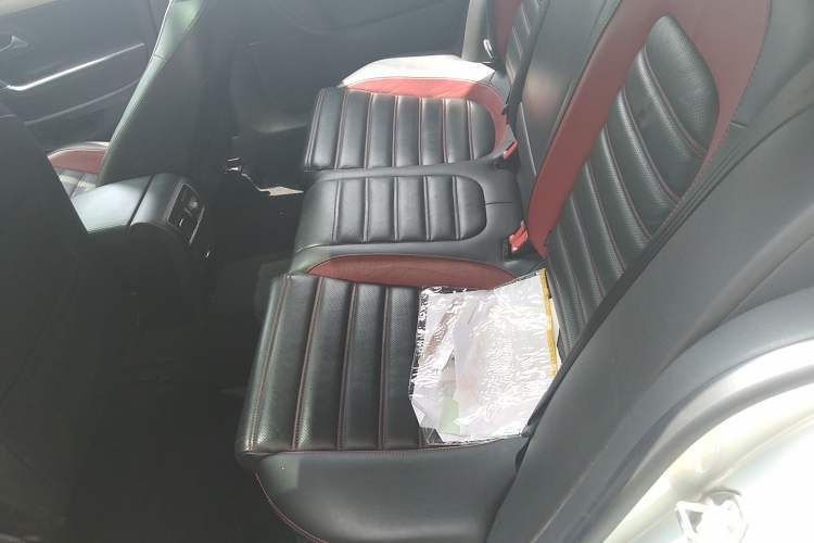 Used Volkswagen FAW-Volkswagen CC 2018 1.8TSI Luxury Model Left Rear Seat