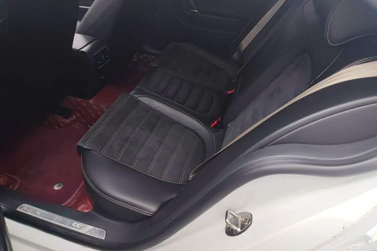 Used Volkswagen FAW-Volkswagen CC 2018 1.8TSI Prestige Model Left Rear Seat