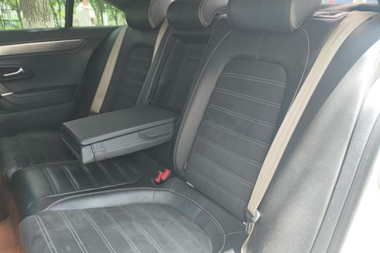 Used Volkswagen FAW-Volkswagen CC 2018 1.8TSI Prestige Model Left Rear Seat