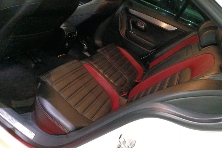 Used Volkswagen FAW-Volkswagen CC 2018 1.8TSI Luxury Model Left Rear Seat