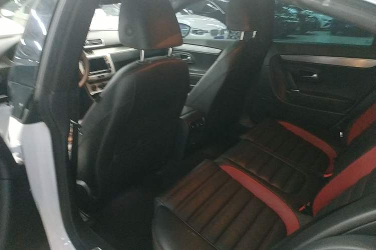 Used Volkswagen FAW-Volkswagen CC 2018 1.8TSI Luxury Model Left Rear Seat