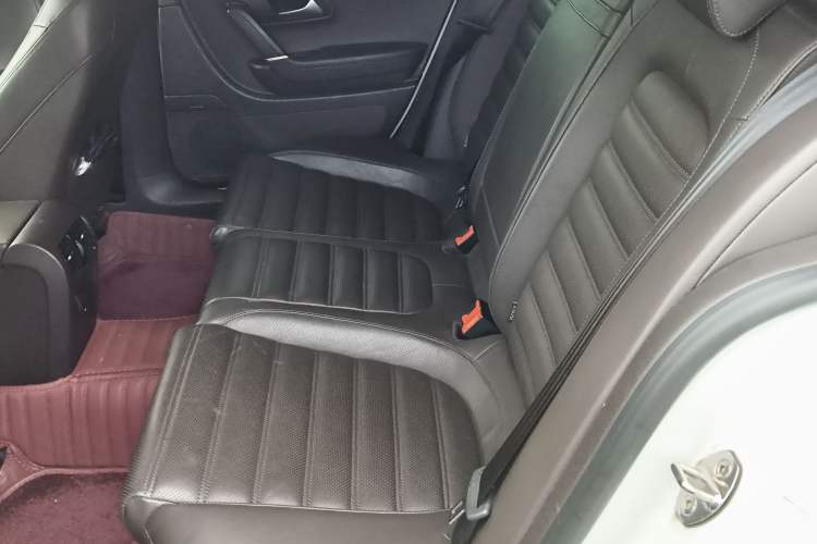 Used Volkswagen FAW-Volkswagen CC 2018 1.8TSI Luxury Model Left Rear Seat