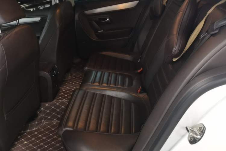 Used Volkswagen FAW-Volkswagen CC 2018 1.8TSI Luxury Model Left Rear Seat