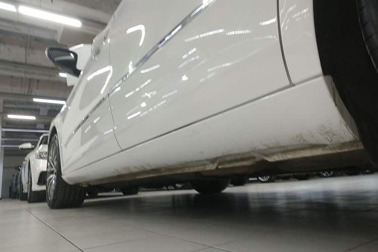 Used Volkswagen FAW-Volkswagen CC 2018 1.8TSI Luxury Model Left Side Sill