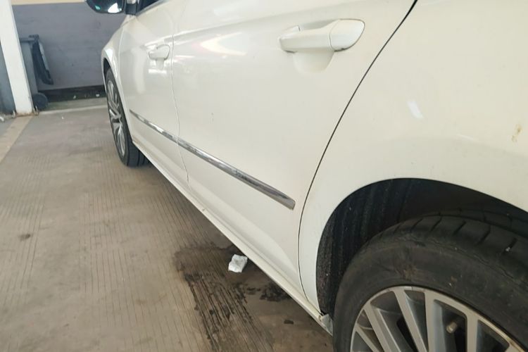Used Volkswagen FAW-Volkswagen CC 2018 1.8TSI Luxury Model Left Side Sill
