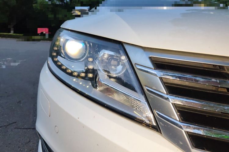 Used Volkswagen FAW-Volkswagen CC 2018 1.8TSI Luxury Model Right Front Headlight