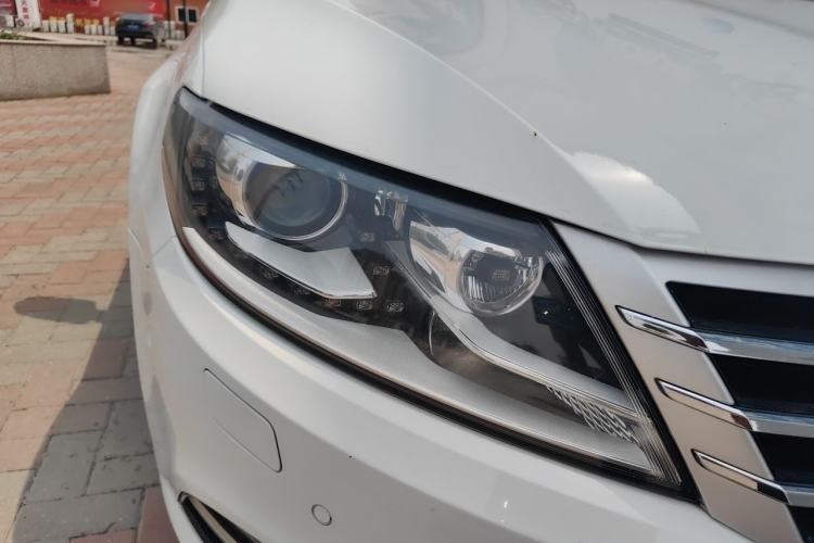 Used Volkswagen FAW-Volkswagen CC 2018 1.8TSI Luxury Model Right Front Headlight