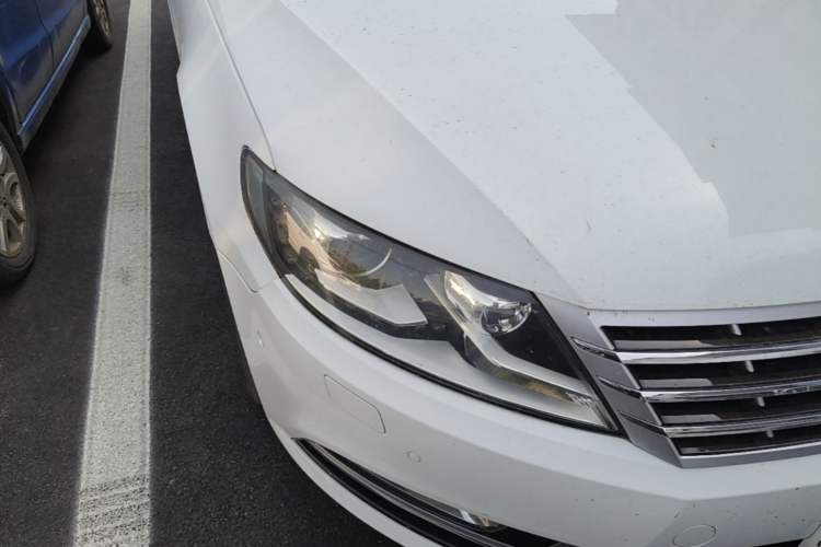 Used Volkswagen FAW-Volkswagen CC 2018 1.8TSI Luxury Model Right Front Headlight