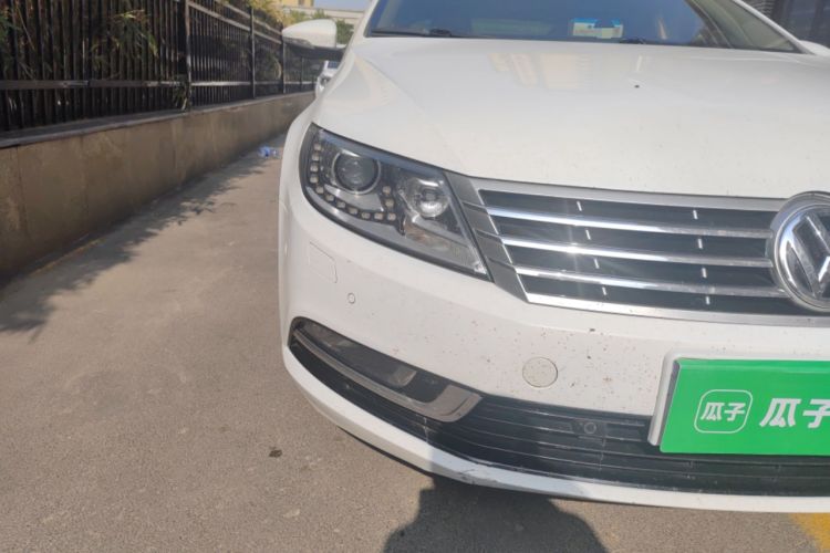 Used Volkswagen FAW-Volkswagen CC 2018 1.8TSI Luxury Model Right Front Headlight