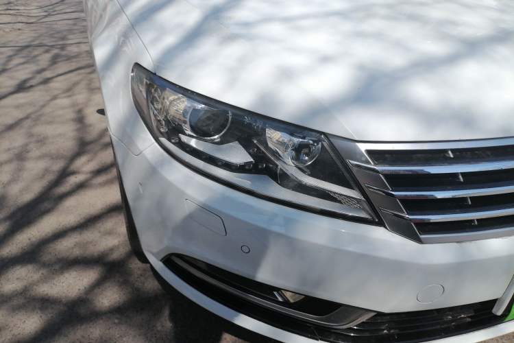Used Volkswagen FAW-Volkswagen CC 2018 1.8TSI Luxury Model Right Front Headlight