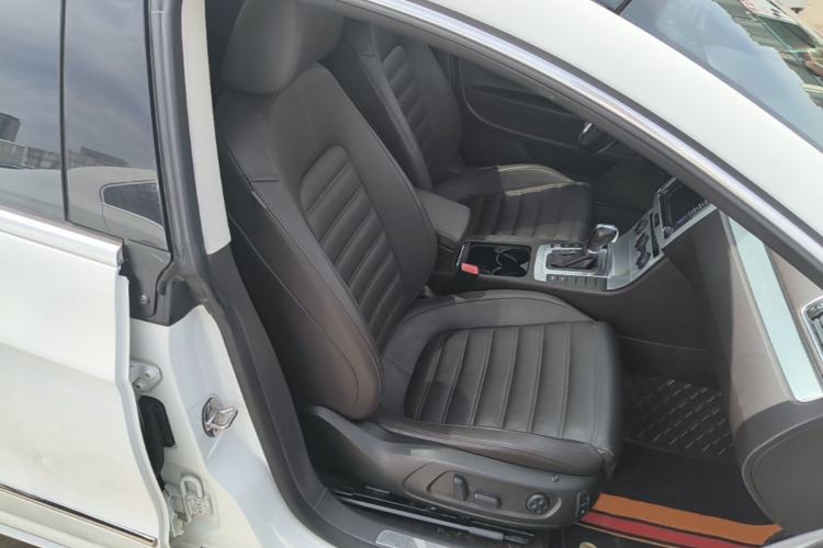 Used Volkswagen FAW-Volkswagen CC 2018 1.8TSI Luxury Model Right Front Seat