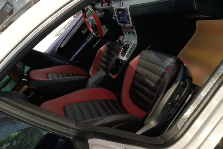 Used Volkswagen FAW-Volkswagen CC 2018 1.8TSI Luxury Model Right Front Seat