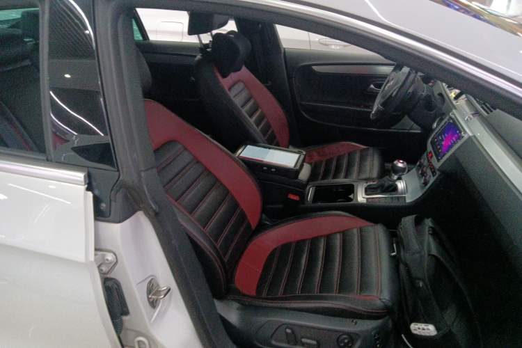 Used Volkswagen FAW-Volkswagen CC 2018 1.8TSI Luxury Model Right Front Seat