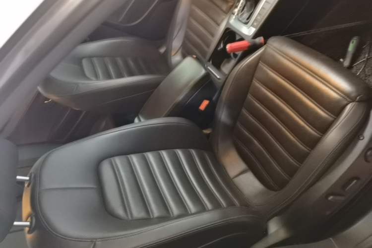 Used Volkswagen FAW-Volkswagen CC 2018 1.8TSI Luxury Model Right Front Seat
