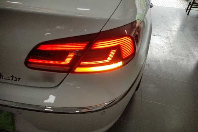 Used Volkswagen FAW-Volkswagen CC 2018 1.8TSI Luxury Model Right Rear Taillight