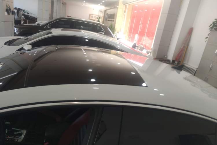 Used Volkswagen FAW-Volkswagen CC 2018 1.8TSI Luxury Model Roof