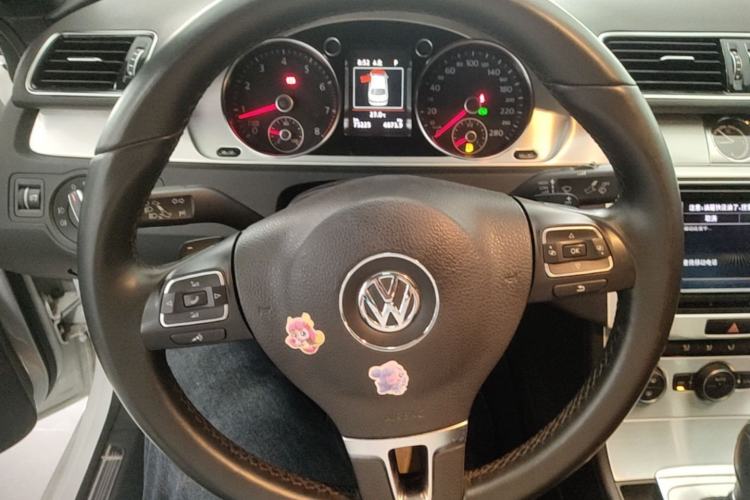 Used Volkswagen FAW-Volkswagen CC 2018 1.8TSI Luxury Model Steering Wheel