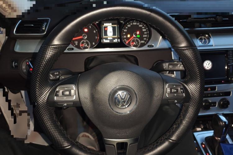 Used Volkswagen FAW-Volkswagen CC 2018 1.8TSI Luxury Model Steering Wheel
