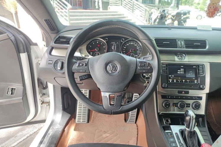 Used Volkswagen FAW-Volkswagen CC 2018 1.8TSI Prestige Model Steering Wheel