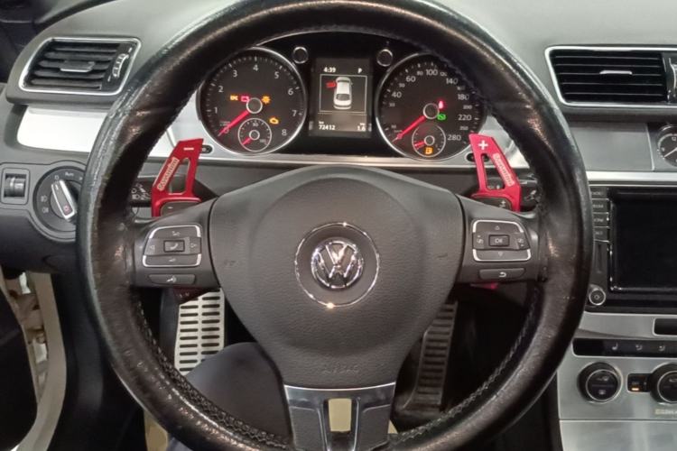 Used Volkswagen FAW-Volkswagen CC 2018 1.8TSI Luxury Model Steering Wheel