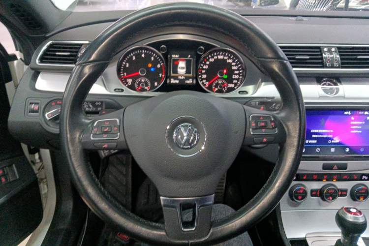 Used Volkswagen FAW-Volkswagen CC 2018 1.8TSI Luxury Model Steering Wheel