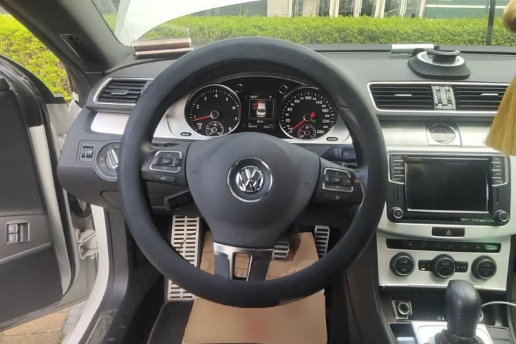 Used Volkswagen FAW-Volkswagen CC 2018 1.8TSI Luxury Model Steering Wheel