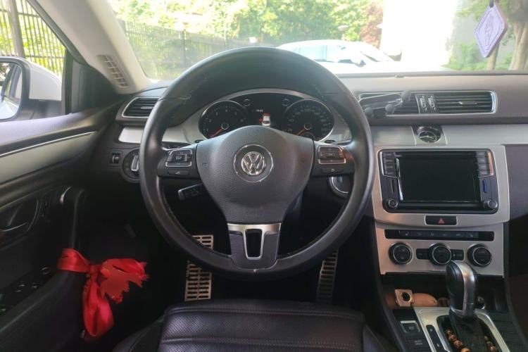 Used Volkswagen FAW-Volkswagen CC 2018 1.8TSI Luxury Model Steering Wheel