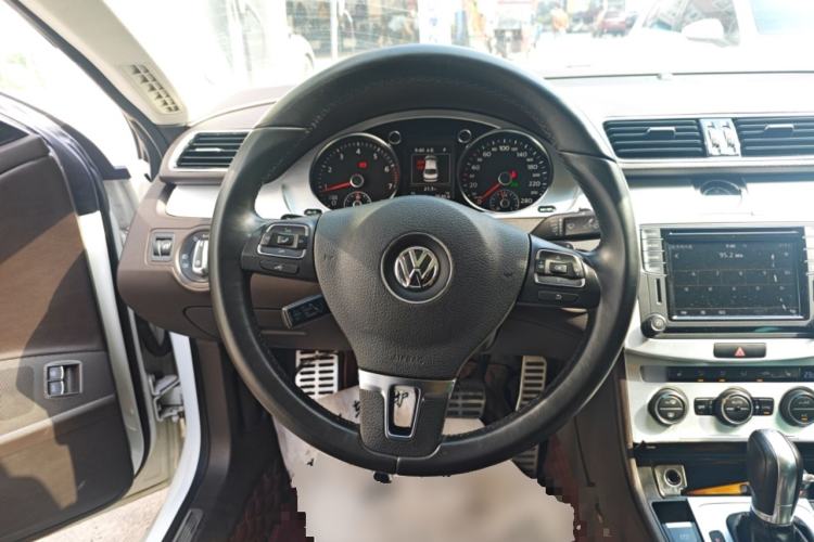 Used Volkswagen FAW-Volkswagen CC 2018 1.8TSI Luxury Model Steering Wheel