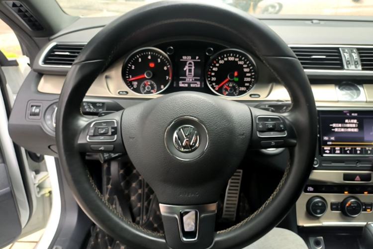 Used Volkswagen FAW-Volkswagen CC 2018 1.8TSI Prestige Model Steering Wheel