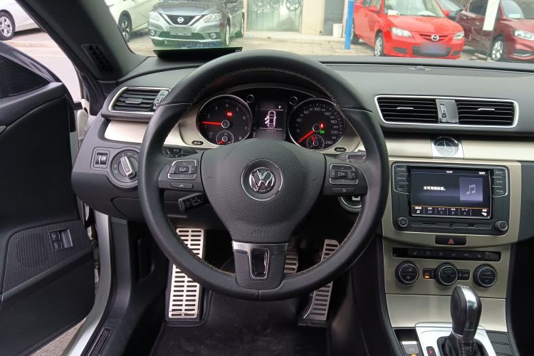 Used Volkswagen FAW-Volkswagen CC 2018 1.8TSI Prestige Model Steering Wheel