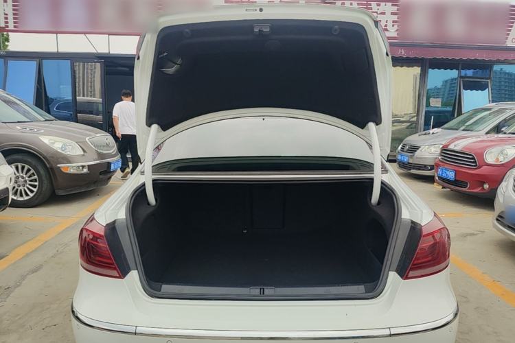 Used Volkswagen FAW-Volkswagen CC 2018 1.8TSI Luxury Model Trunk