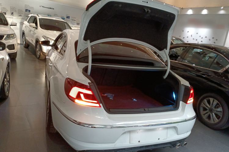 Used Volkswagen FAW-Volkswagen CC 2018 1.8TSI Luxury Model Trunk