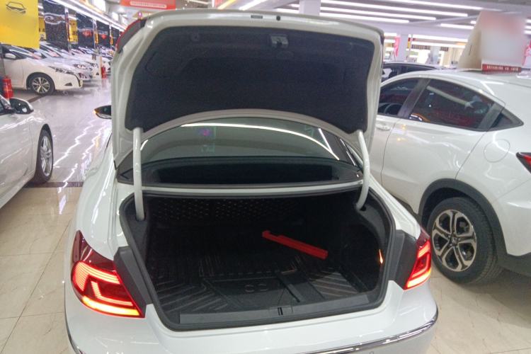 Used Volkswagen FAW-Volkswagen CC 2018 1.8TSI Luxury Model Trunk