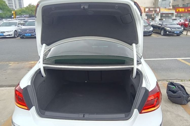 Used Volkswagen FAW-Volkswagen CC 2018 1.8TSI Luxury Model Trunk
