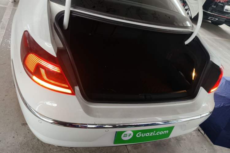 Used Volkswagen FAW-Volkswagen CC 2018 1.8TSI Luxury Model Trunk