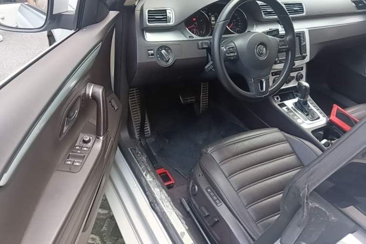 Used Volkswagen FAW-Volkswagen CC 2018 1.8TSI Luxury Model Driver Seat